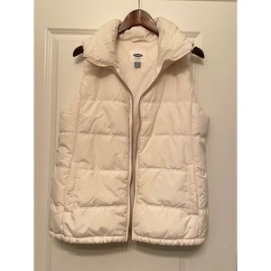 Old Navy White Puffer Vest
